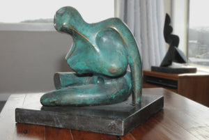 Abstract female bronze figure sculpture by Stephen Williams | New Zealand
