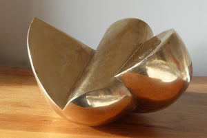 Abstract minimalist bronze sculpture by Stephen Williams